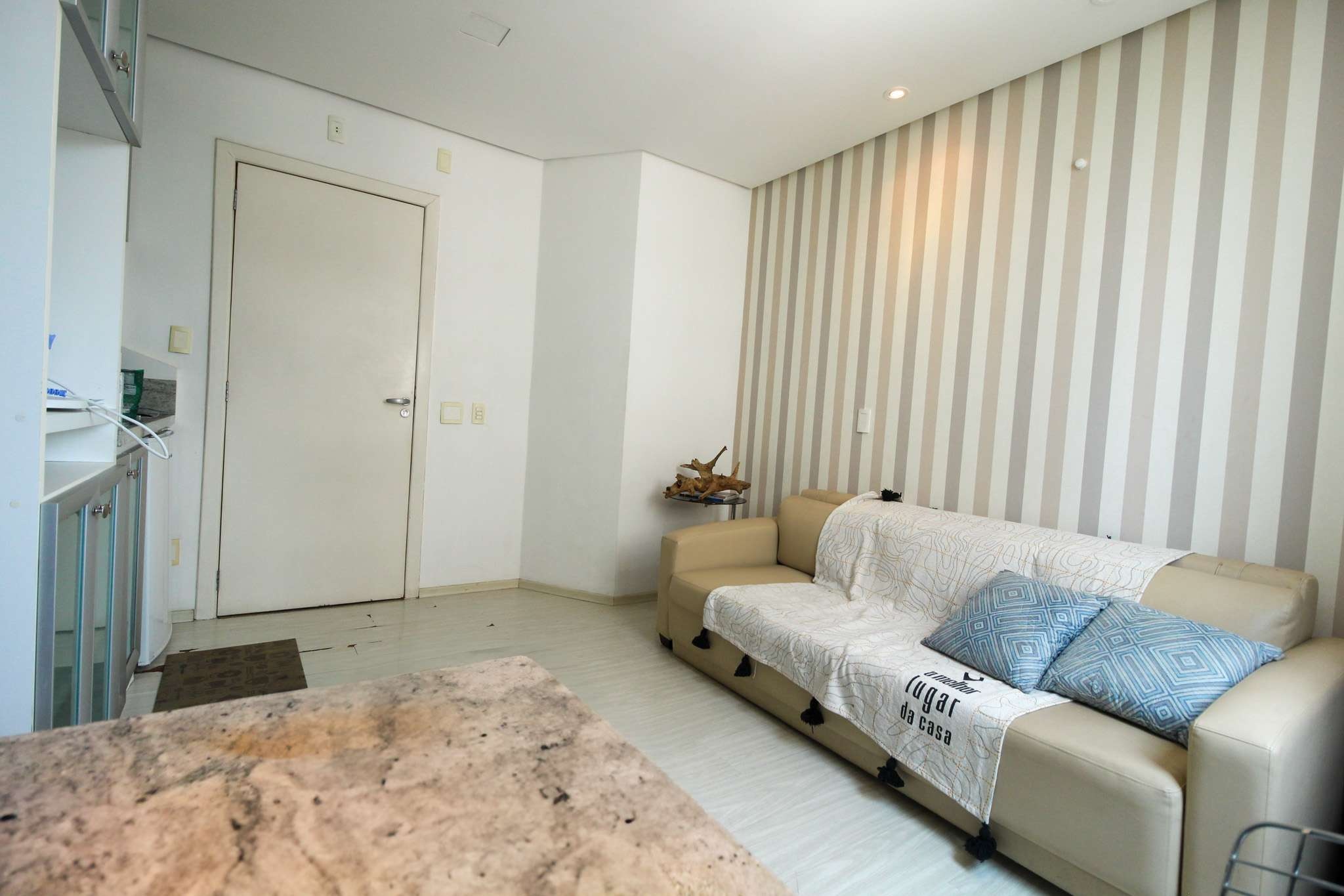 Apartamento à venda com 1 quarto, 35m² - Foto 1