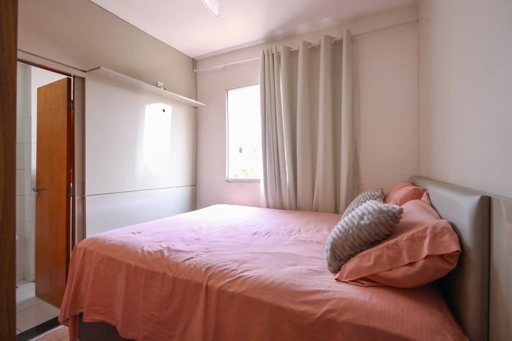 Apartamento à venda com 2 quartos, 65m² - Foto 10