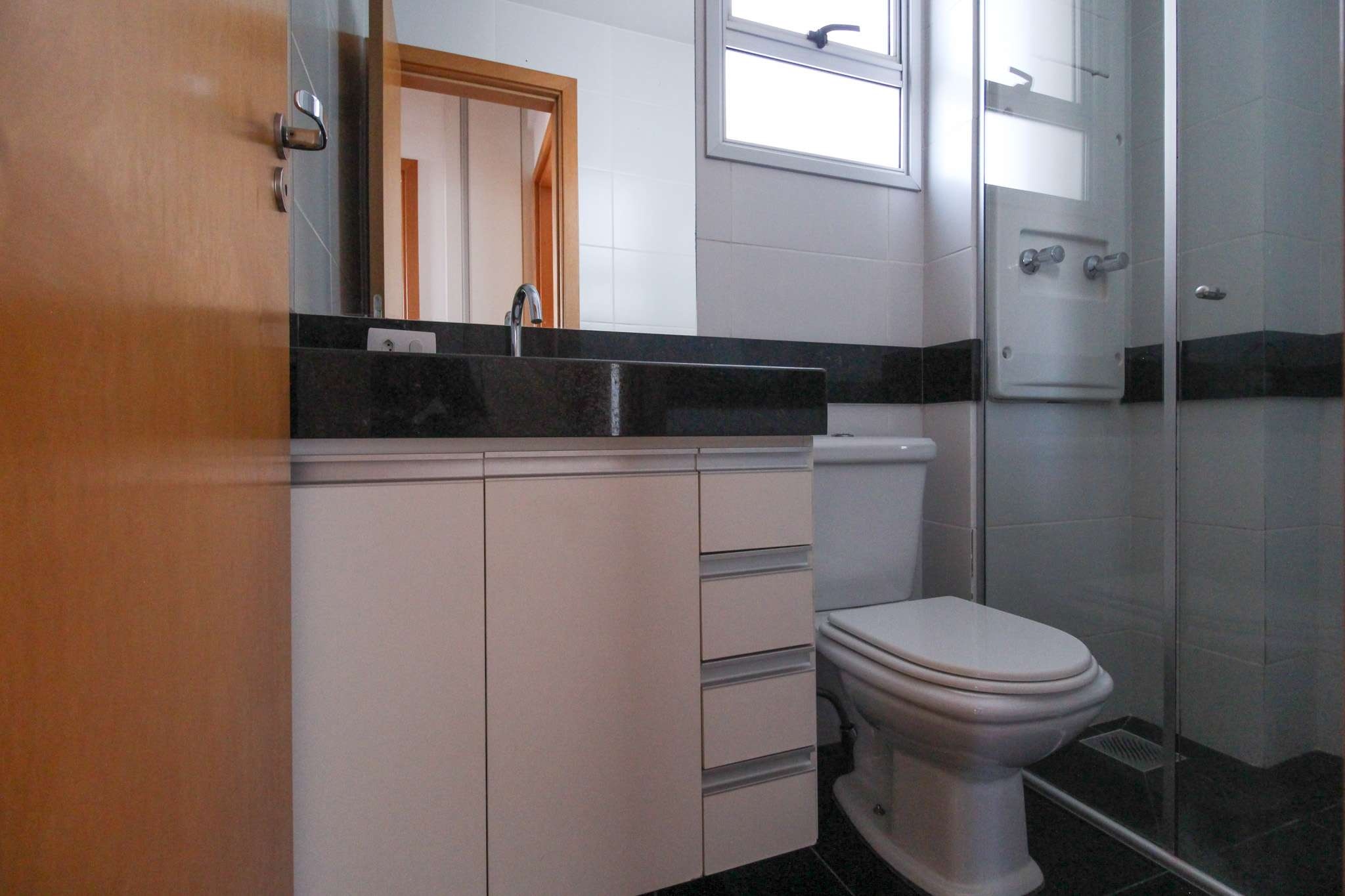 Apartamento à venda com 2 quartos, 69m² - Foto 13