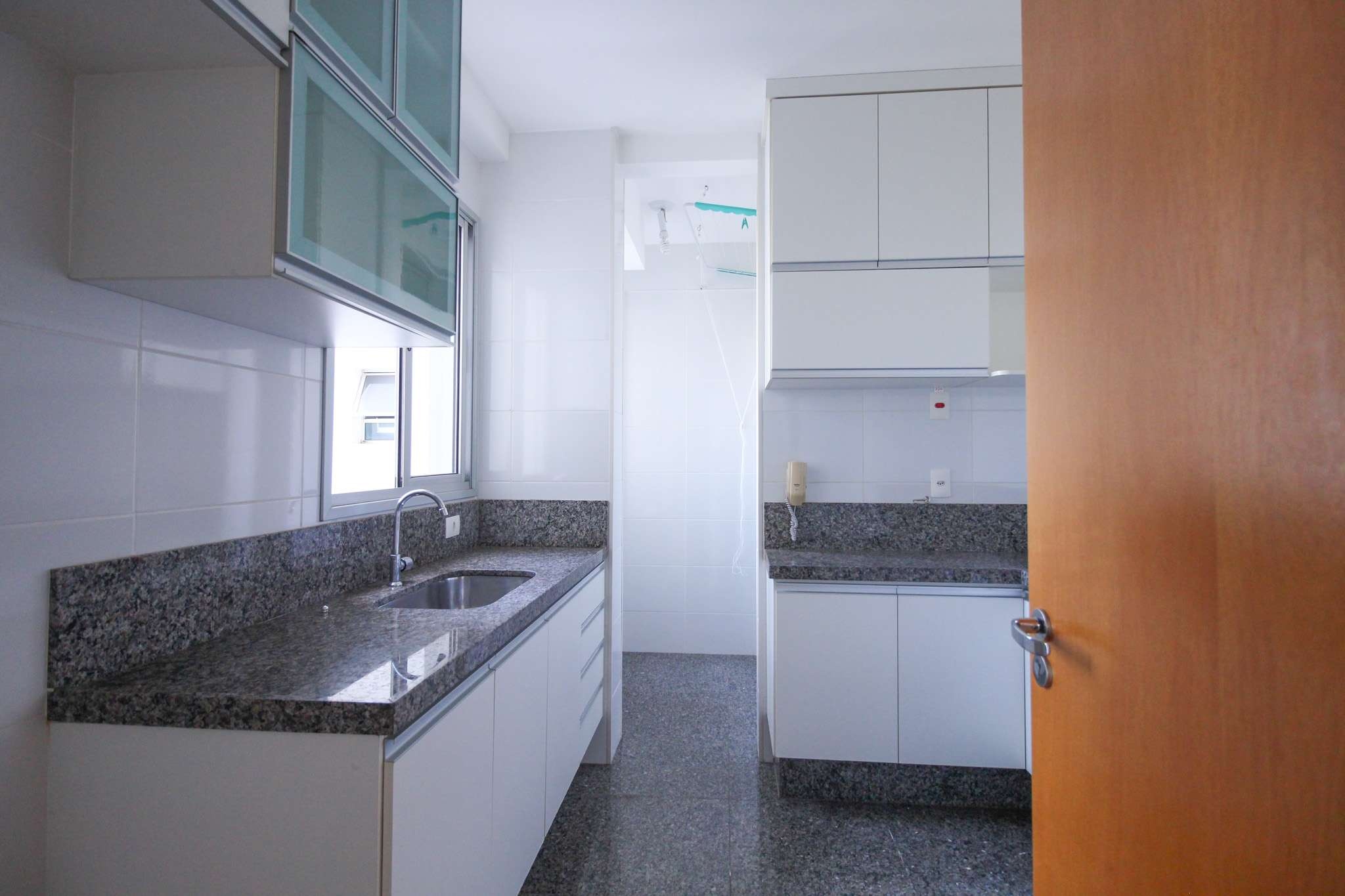 Apartamento à venda com 2 quartos, 69m² - Foto 15