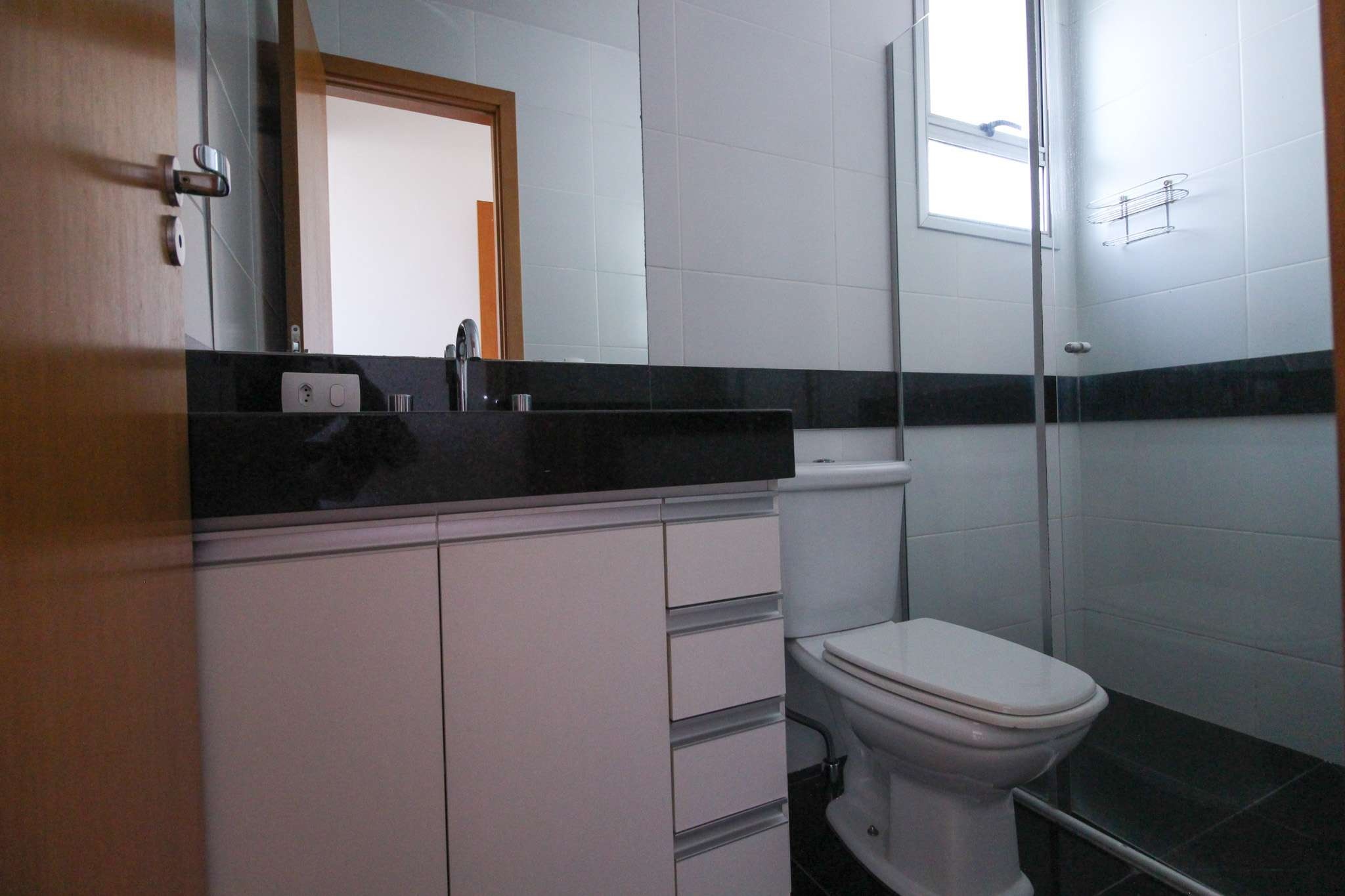 Apartamento à venda com 2 quartos, 69m² - Foto 5