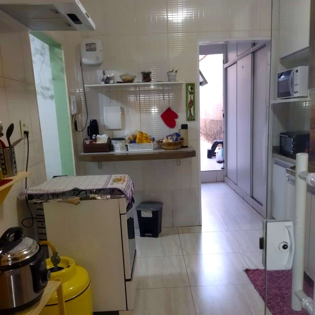 Casa à venda com 4 quartos, 180m² - Foto 12