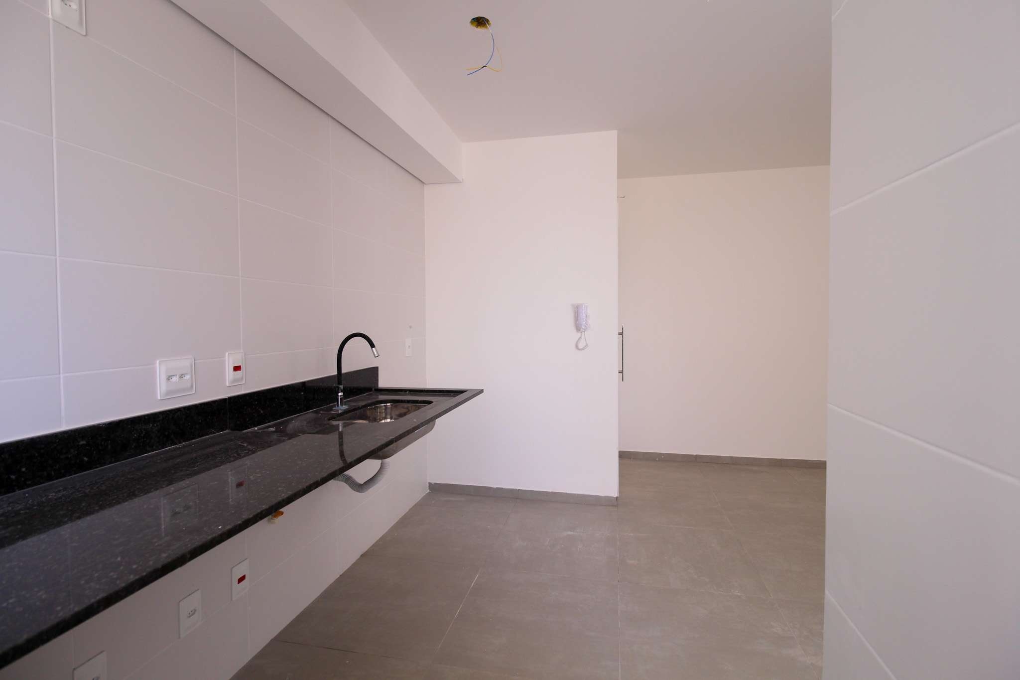 Apartamento à venda com 2 quartos, 54m² - Foto 13