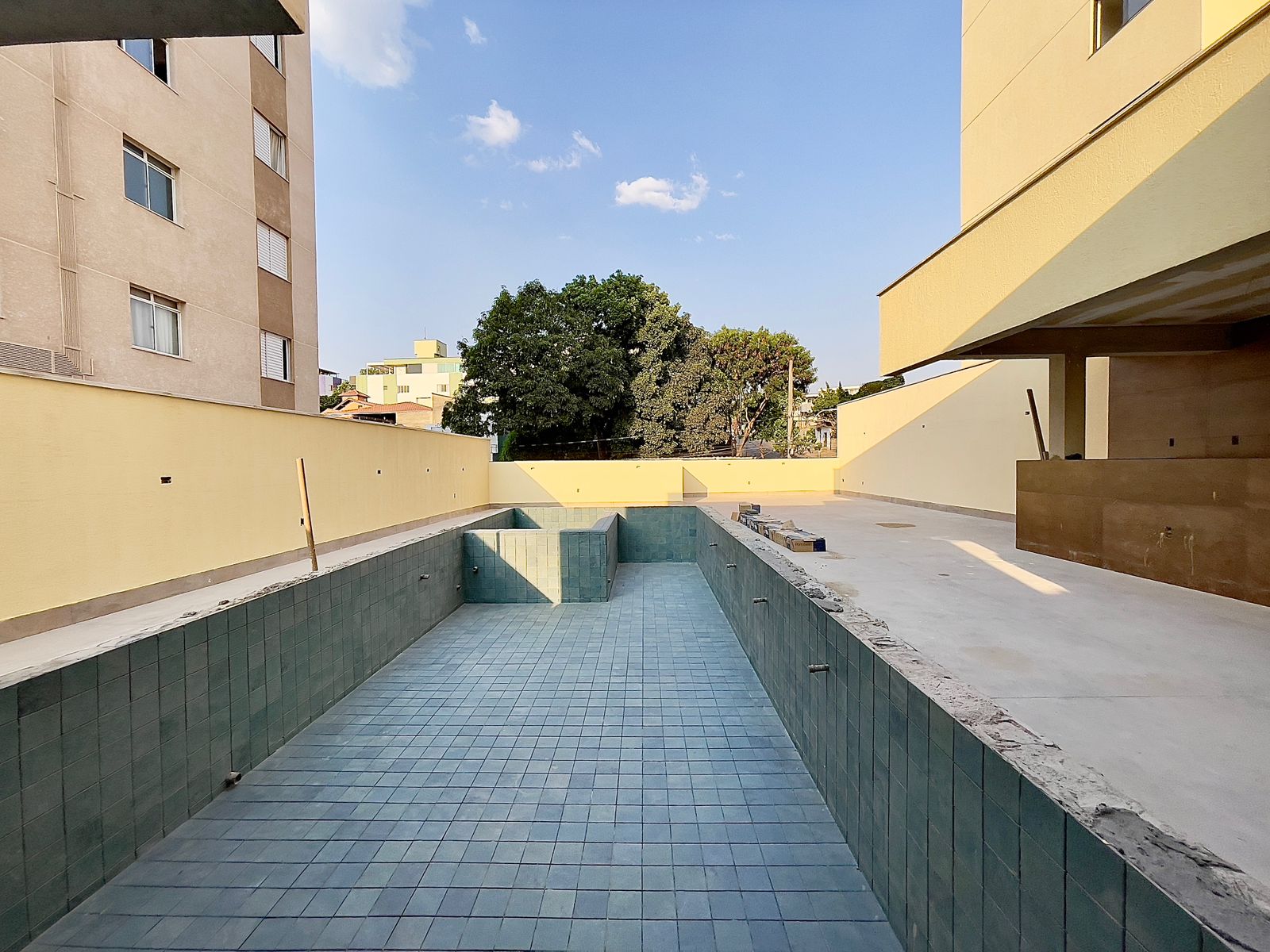 Apartamento à venda com 2 quartos, 55m² - Foto 4