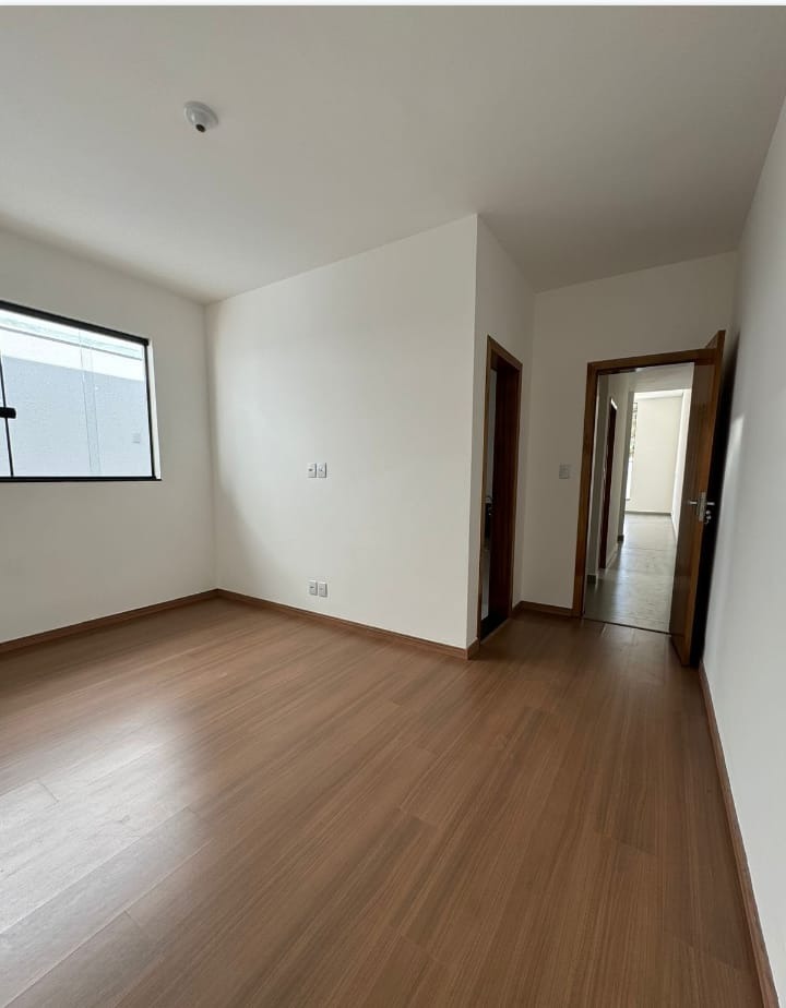 Casa à venda com 2 quartos, 90m² - Foto 6