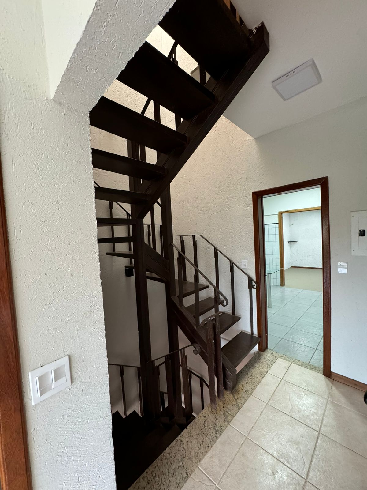 Casa para alugar com 3 quartos, 1256m² - Foto 20