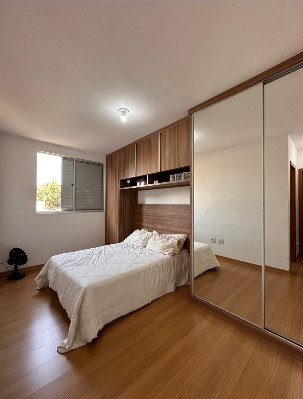 Apartamento à venda com 2 quartos, 63m² - Foto 3