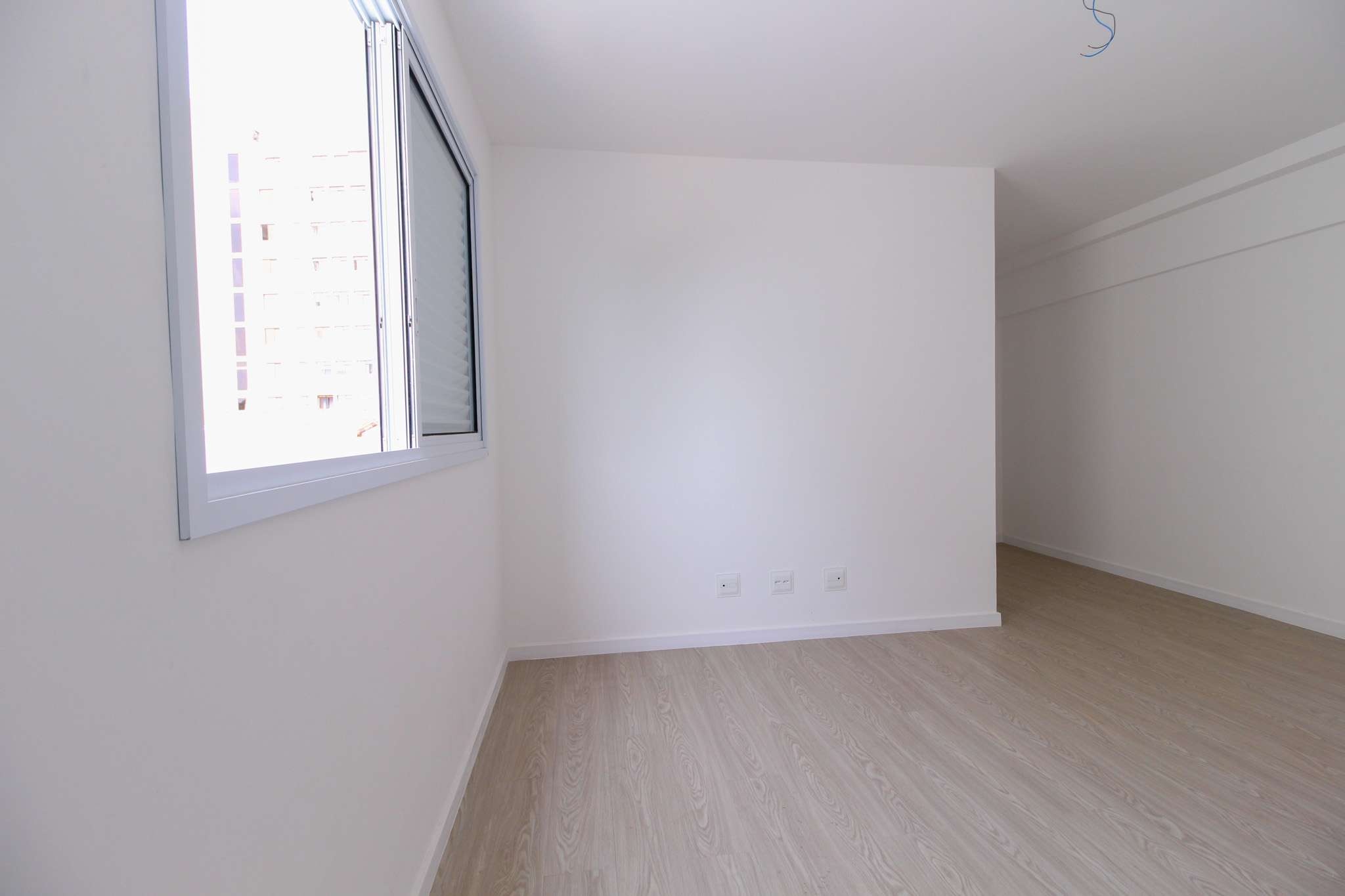 Apartamento à venda com 3 quartos, 97m² - Foto 3