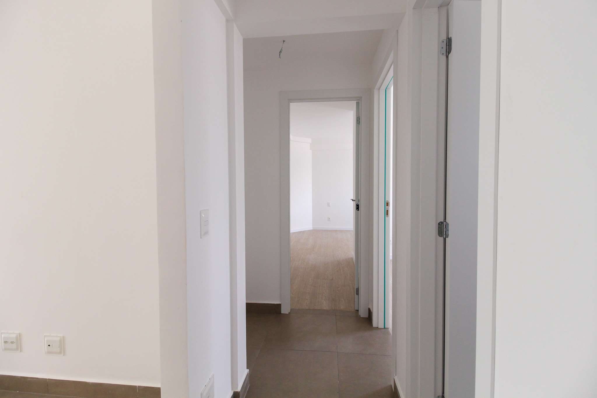 Apartamento à venda com 3 quartos, 97m² - Foto 4