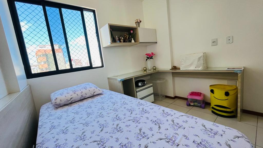 Apartamento à venda com 2 quartos, 75m² - Foto 10