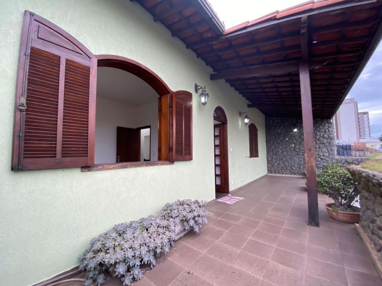 Casa à venda com 4 quartos, 284m² - Foto 25