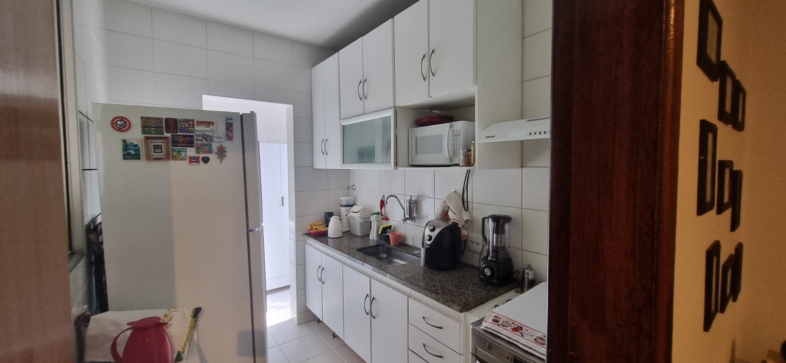 Apartamento à venda com 3 quartos, 96m² - Foto 2