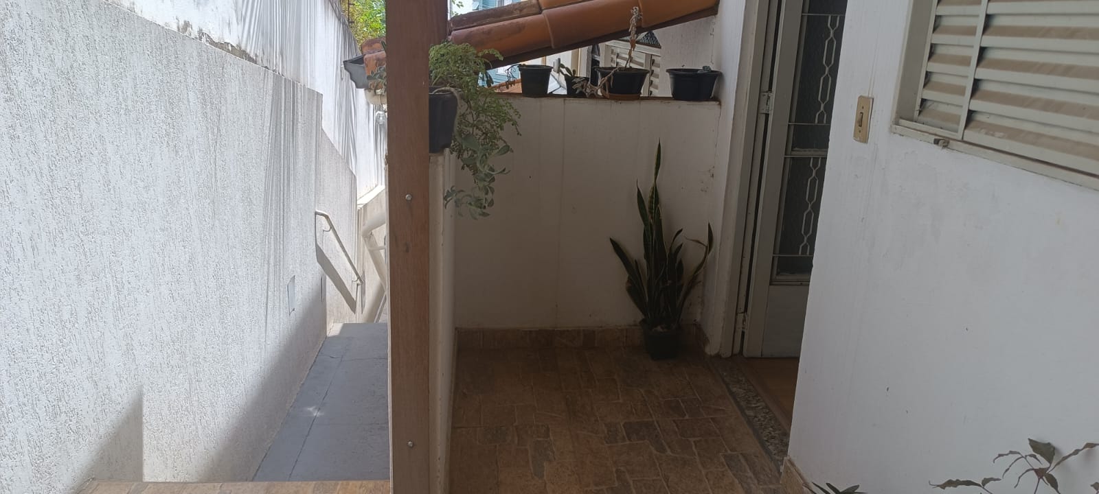 Casa à venda com 3 quartos, 90m² - Foto 4