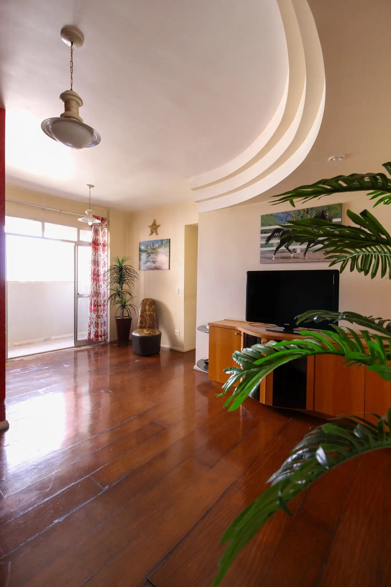 Apartamento à venda com 3 quartos, 92m² - Foto 1