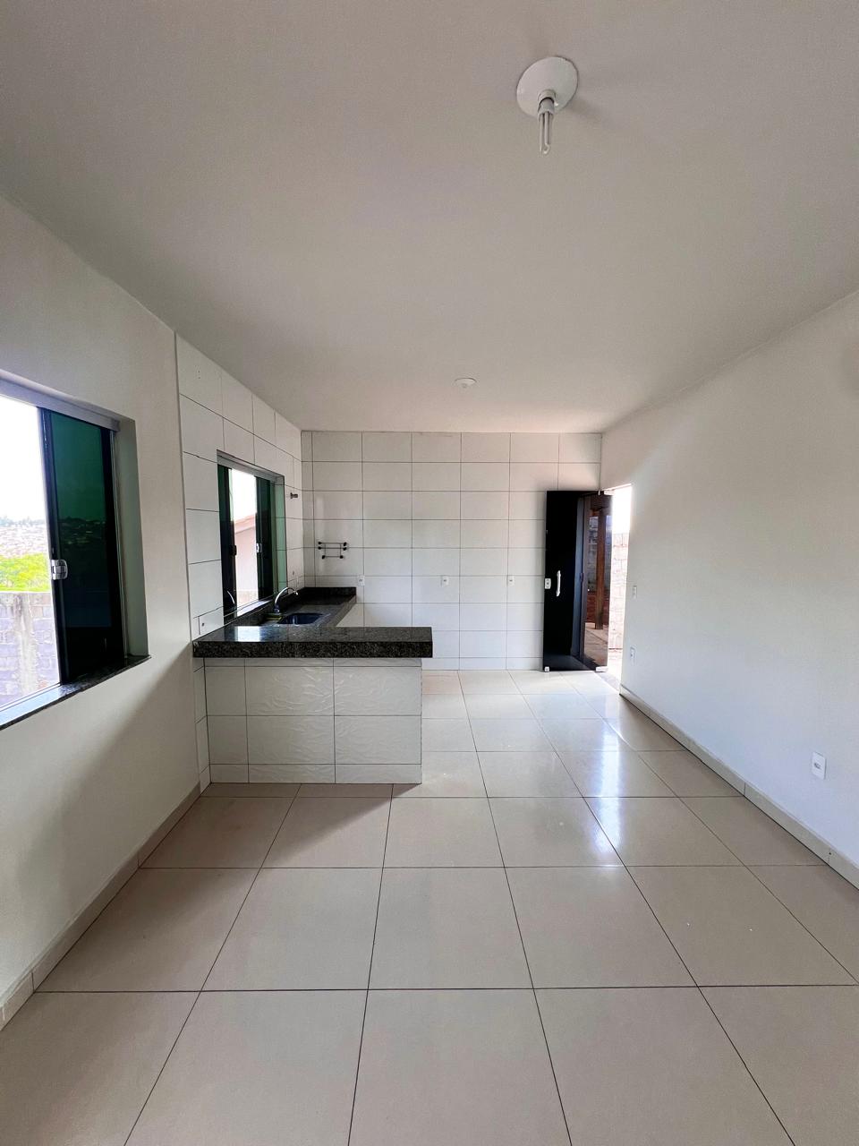 Casa à venda com 1 quarto, 200m² - Foto 11