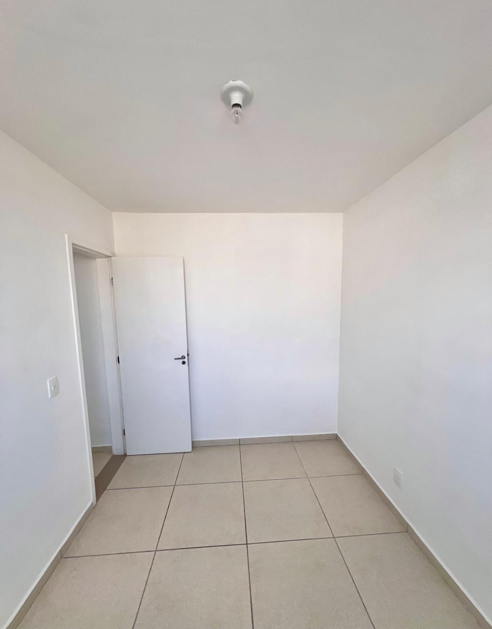 Apartamento à venda com 2 quartos, 68m² - Foto 4