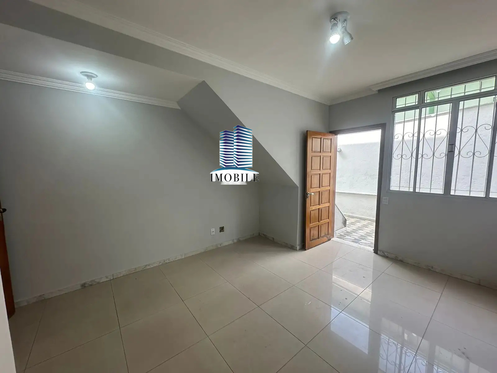 Apartamento à venda com 3 quartos, 62m² - Foto 1