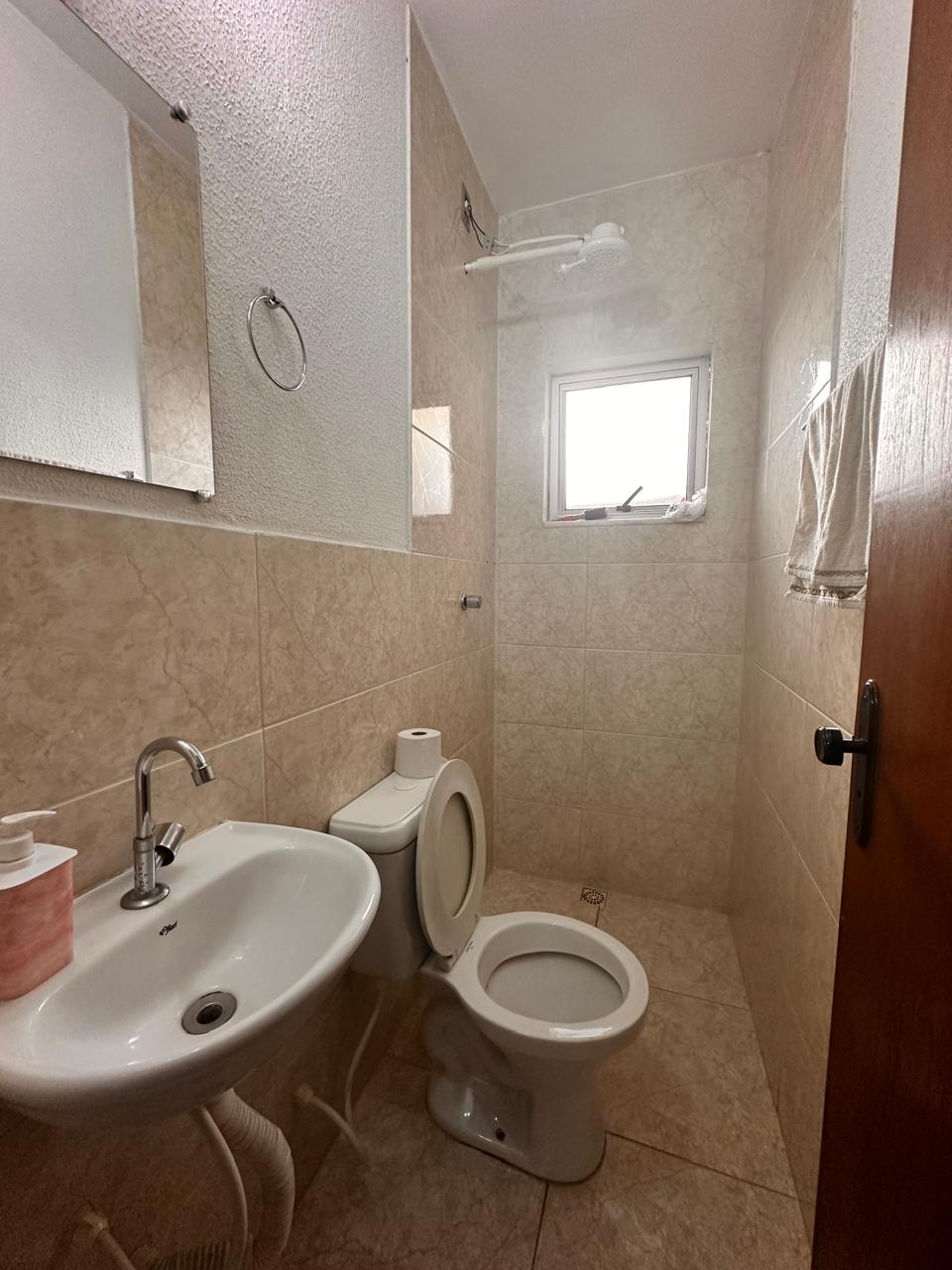 Casa à venda com 2 quartos, 70m² - Foto 8