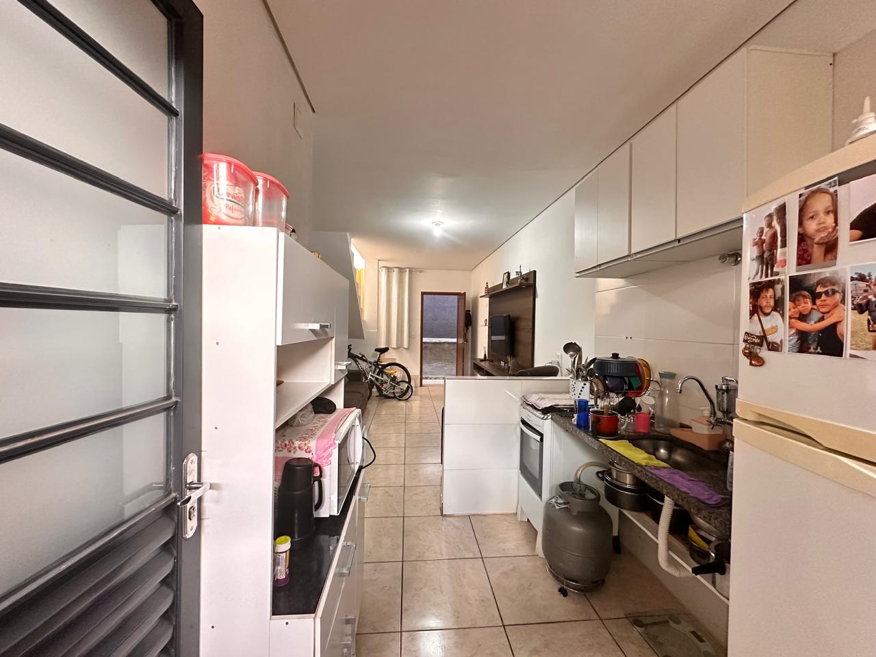 Casa à venda com 2 quartos, 70m² - Foto 6