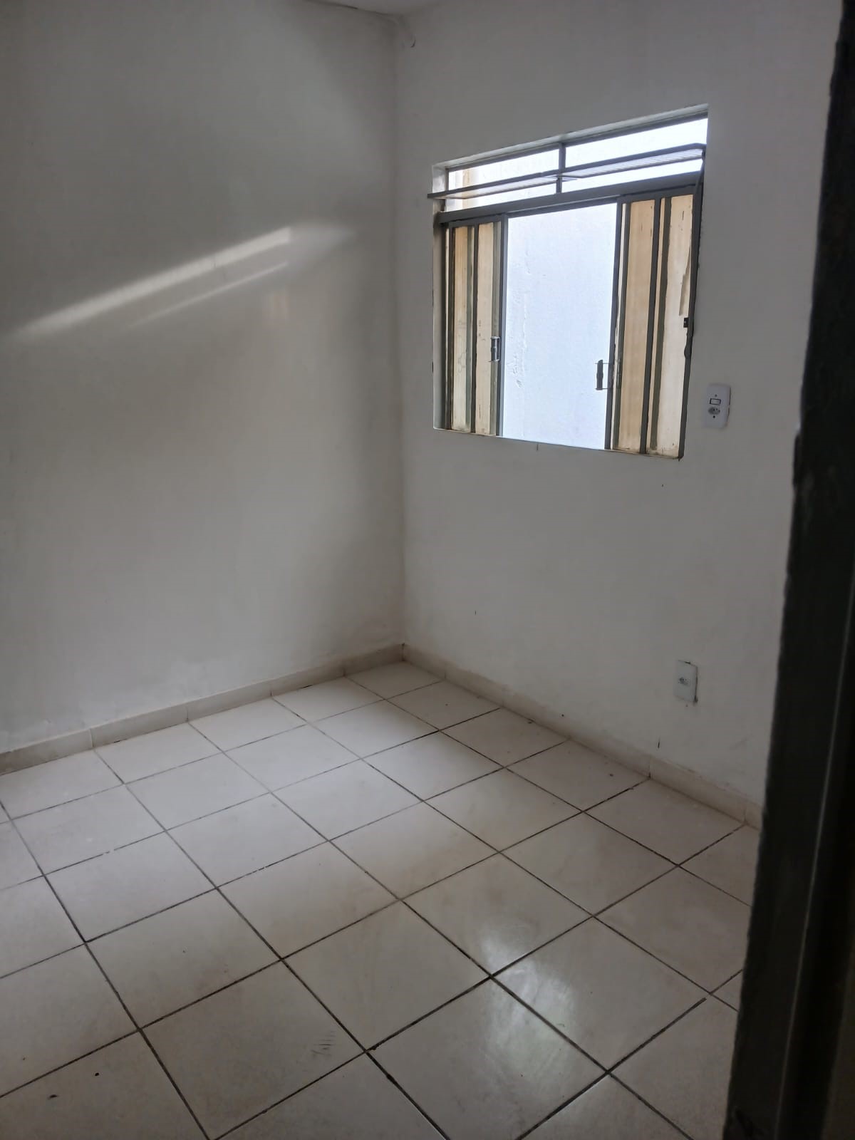 Casa para alugar com 1 quarto, 60m² - Foto 11