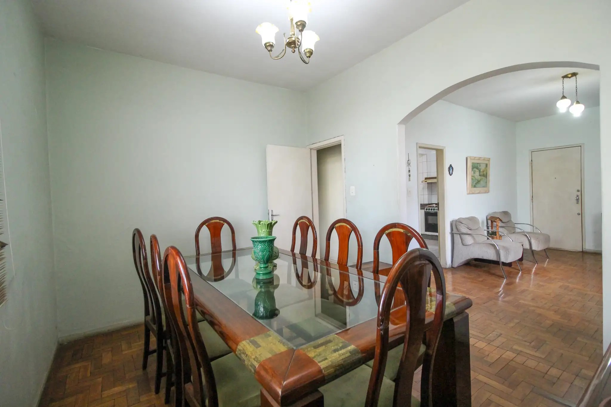 Apartamento à venda com 3 quartos, 95m² - Foto 2