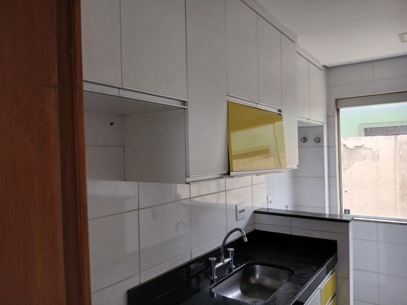 Apartamento para alugar com 3 quartos, 75m² - Foto 6