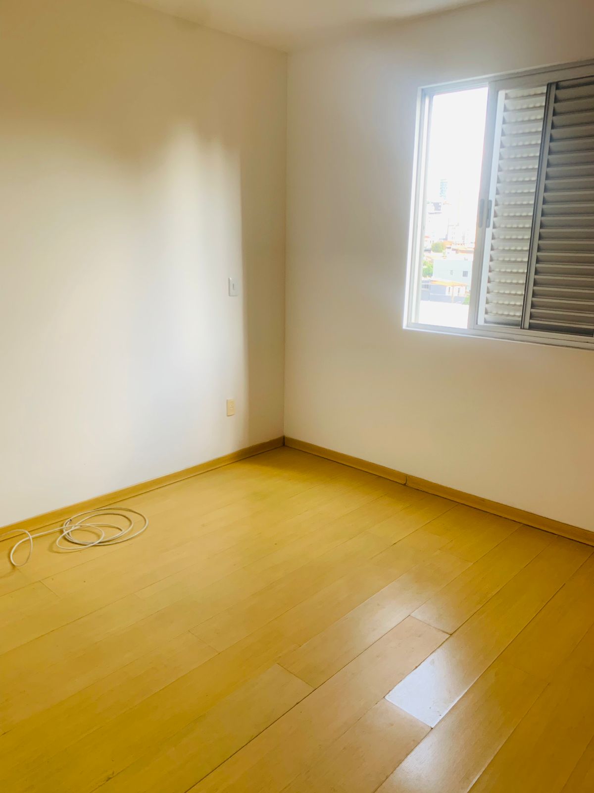 Apartamento para alugar com 3 quartos, 100m² - Foto 2