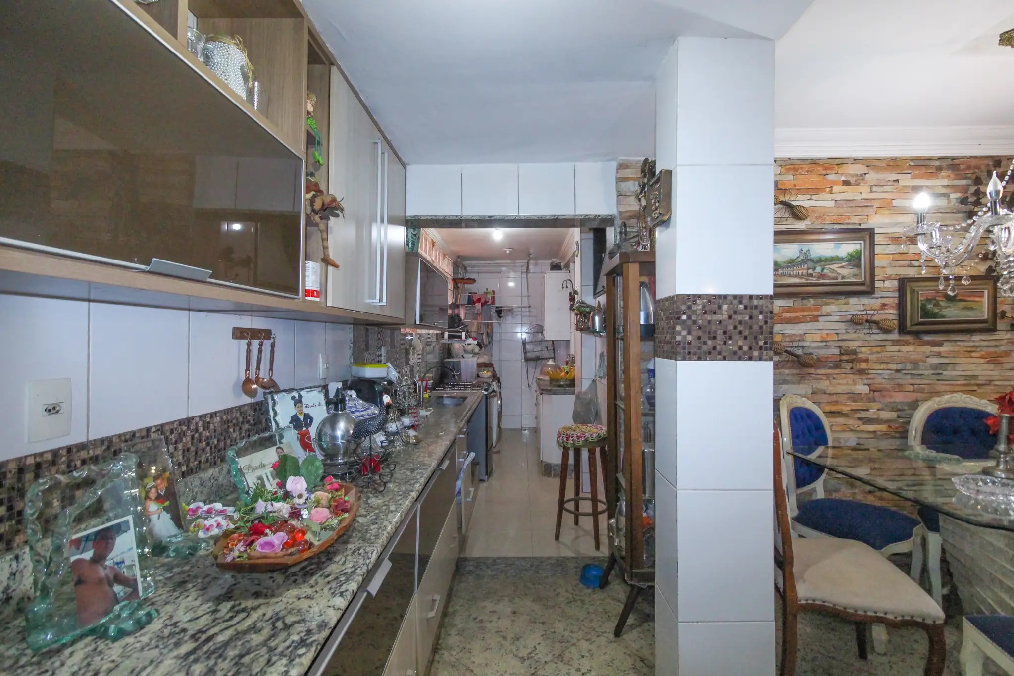 Apartamento à venda com 3 quartos, 90m² - Foto 3