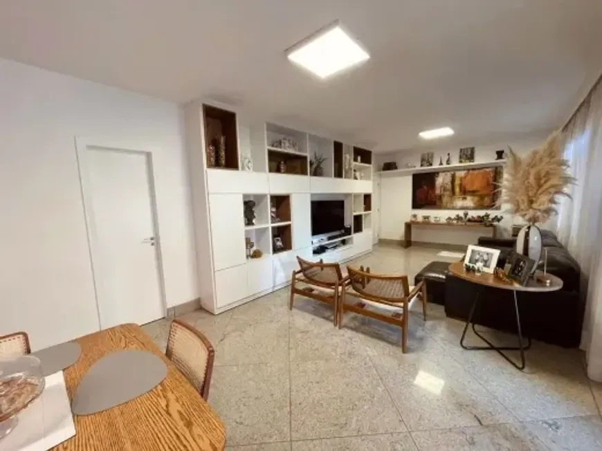 Apartamento à venda com 4 quartos, 174m² - Foto 3