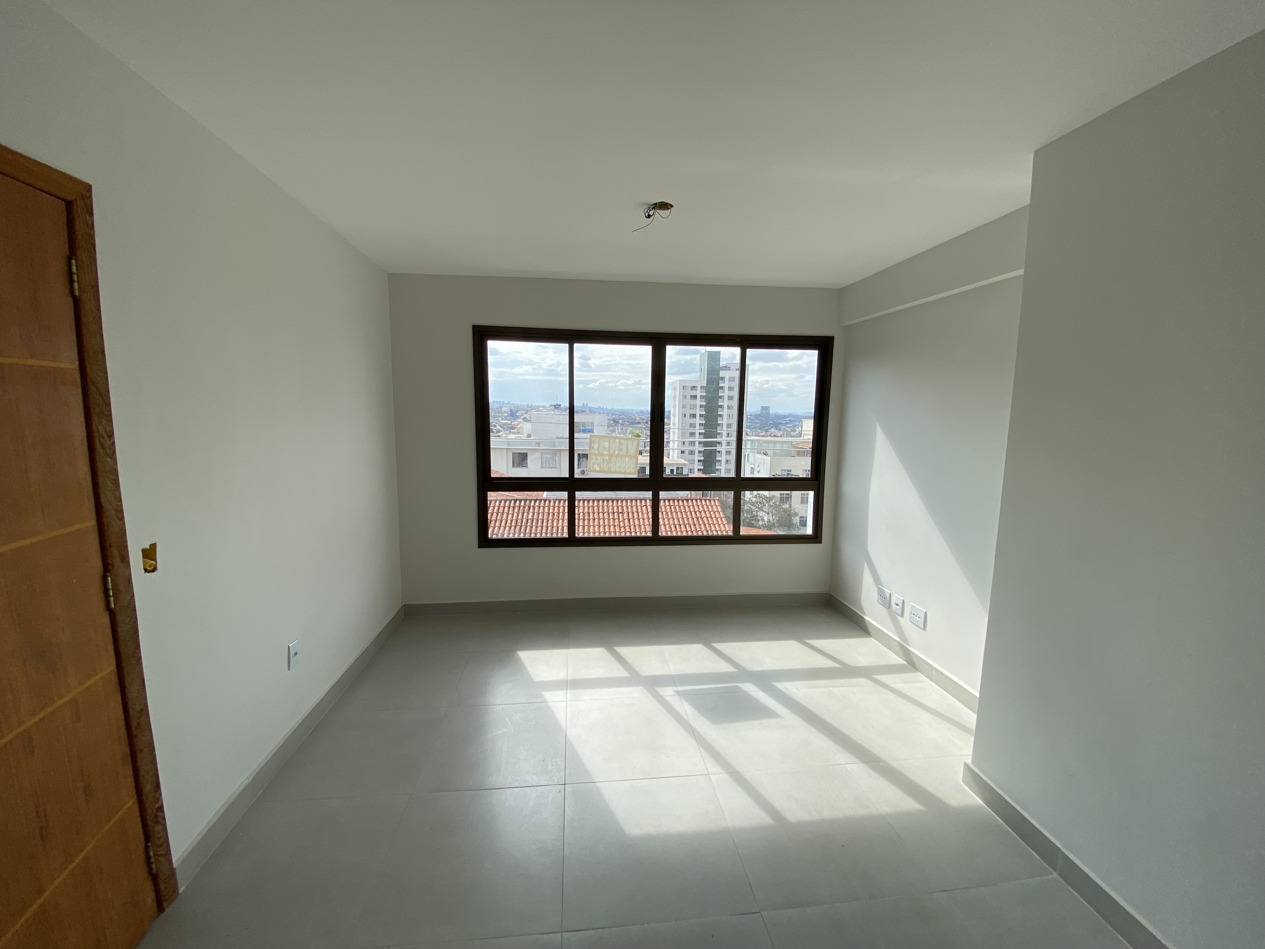 Apartamento para alugar com 2 quartos, 80m² - Foto 2