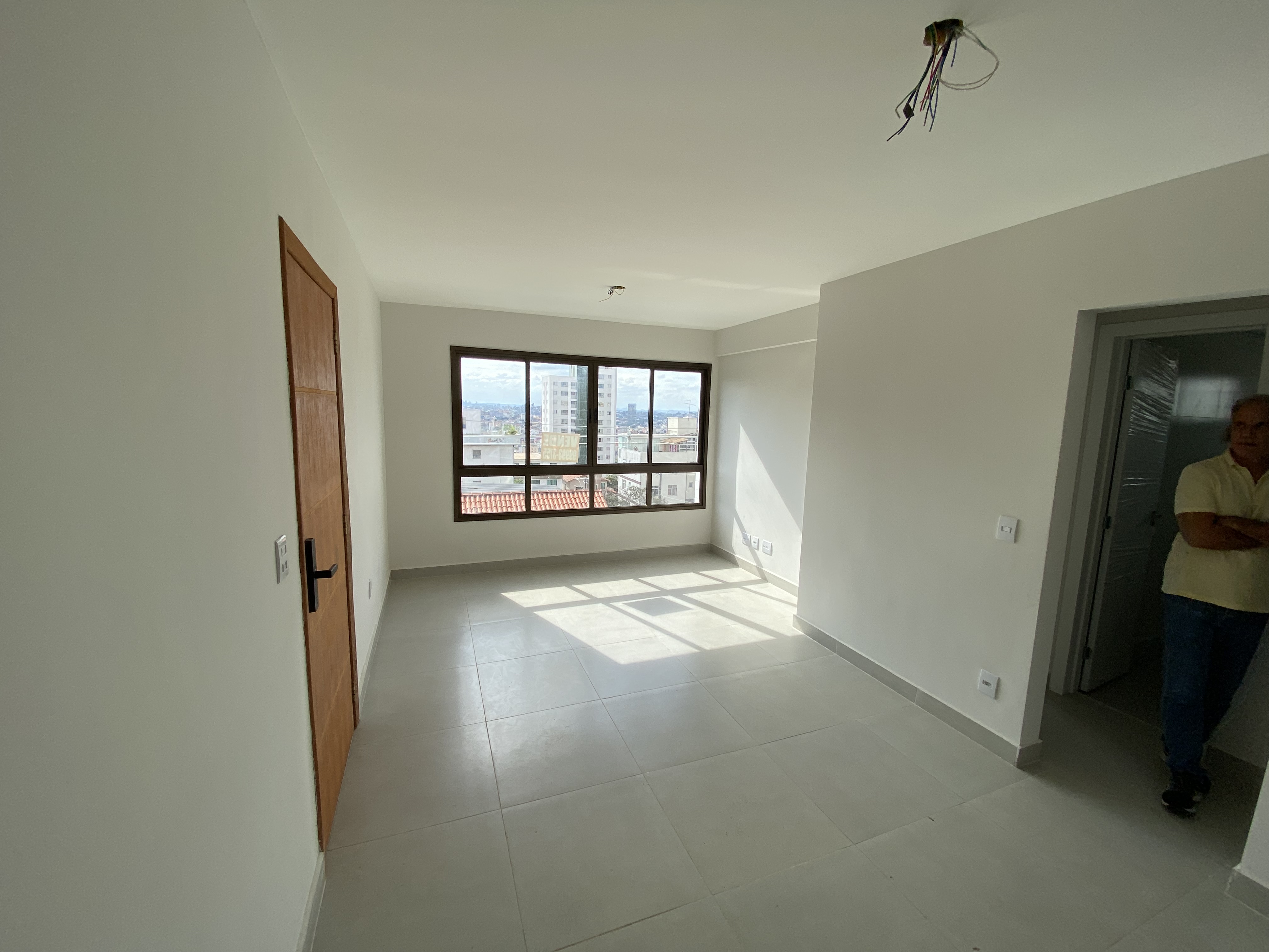 Apartamento para alugar com 2 quartos, 80m² - Foto 1