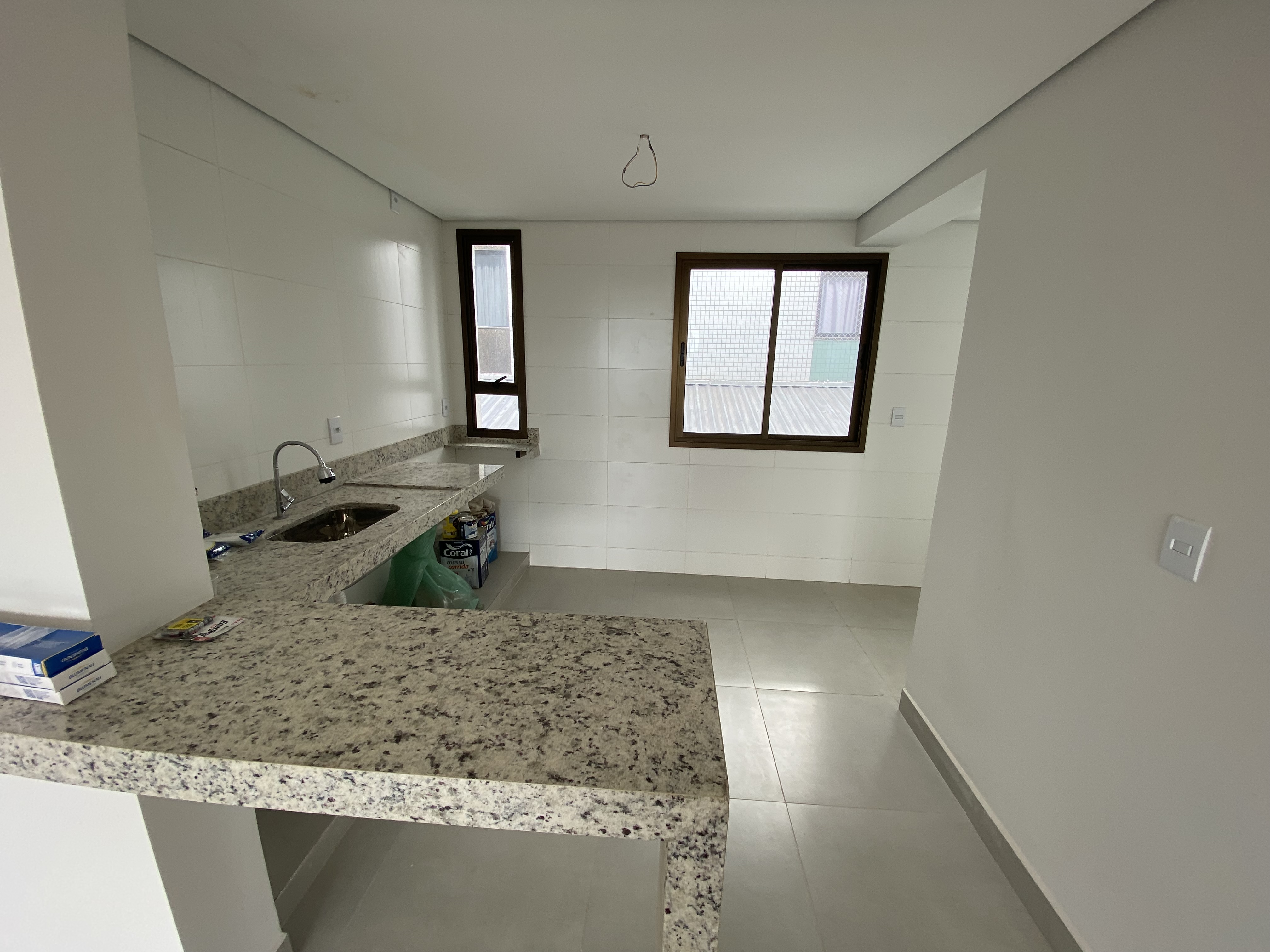 Apartamento para alugar com 2 quartos, 80m² - Foto 4