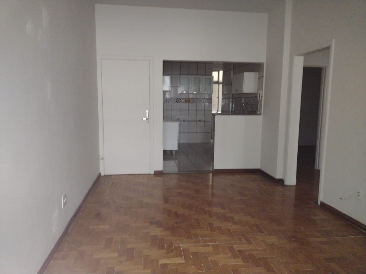 Apartamento para alugar com 3 quartos, 120m² - Foto 1