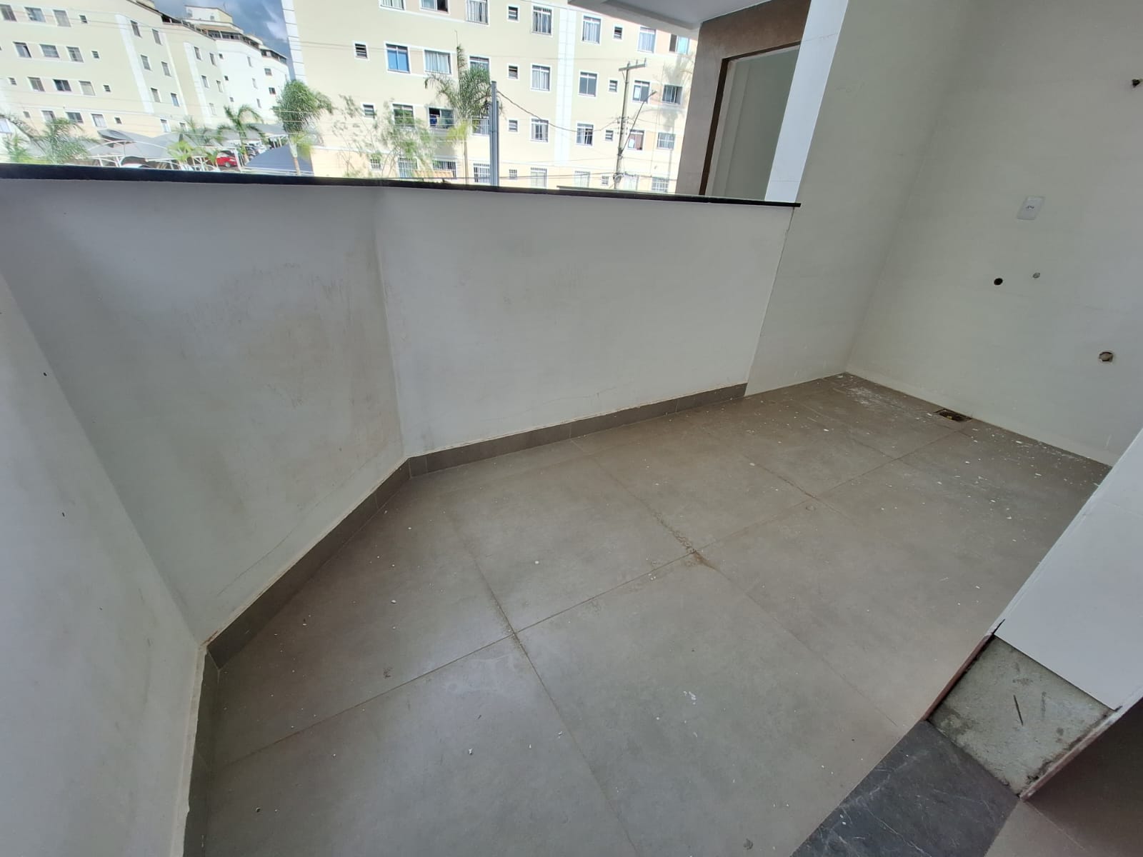 Apartamento à venda com 3 quartos, 94m² - Foto 14