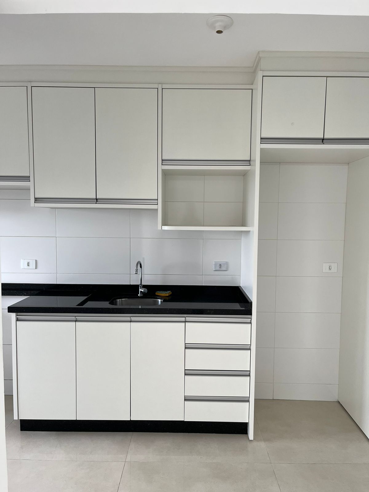 Apartamento para alugar com 2 quartos, 57m² - Foto 2