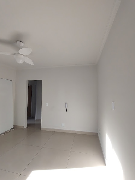 Apartamento para alugar com 2 quartos, 50m² - Foto 4