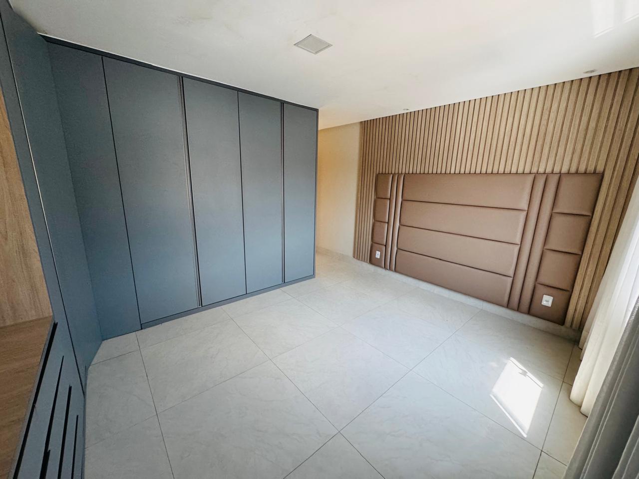 Casa à venda com 3 quartos, 360m² - Foto 3