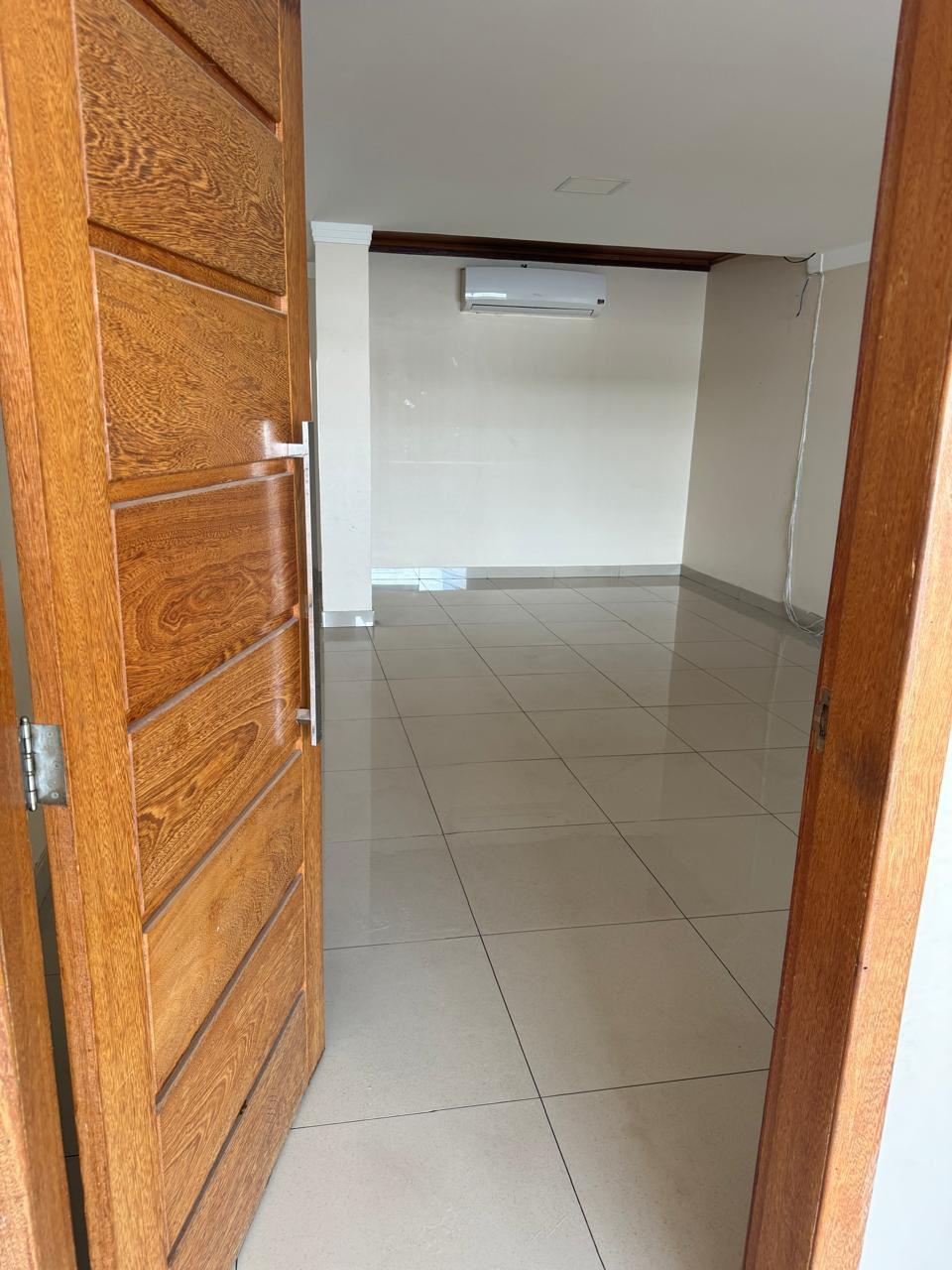 Casa à venda com 3 quartos, 360m² - Foto 13