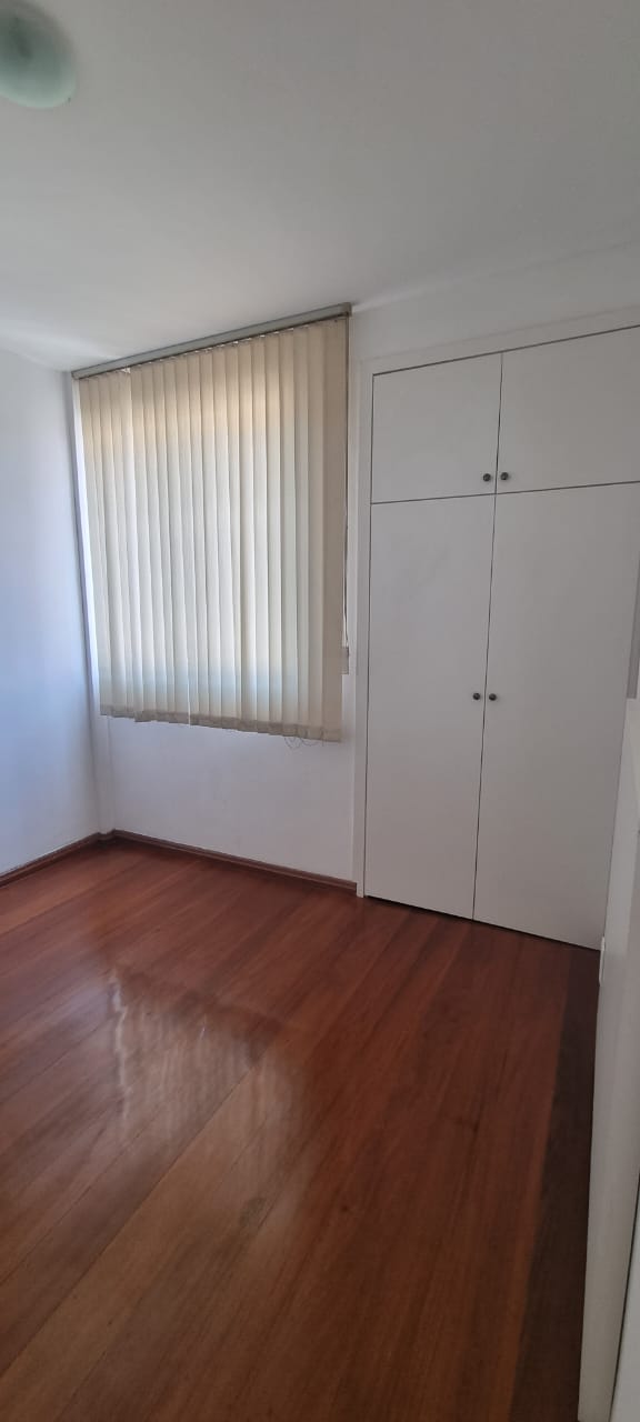 Apartamento para alugar com 2 quartos, 74m² - Foto 8