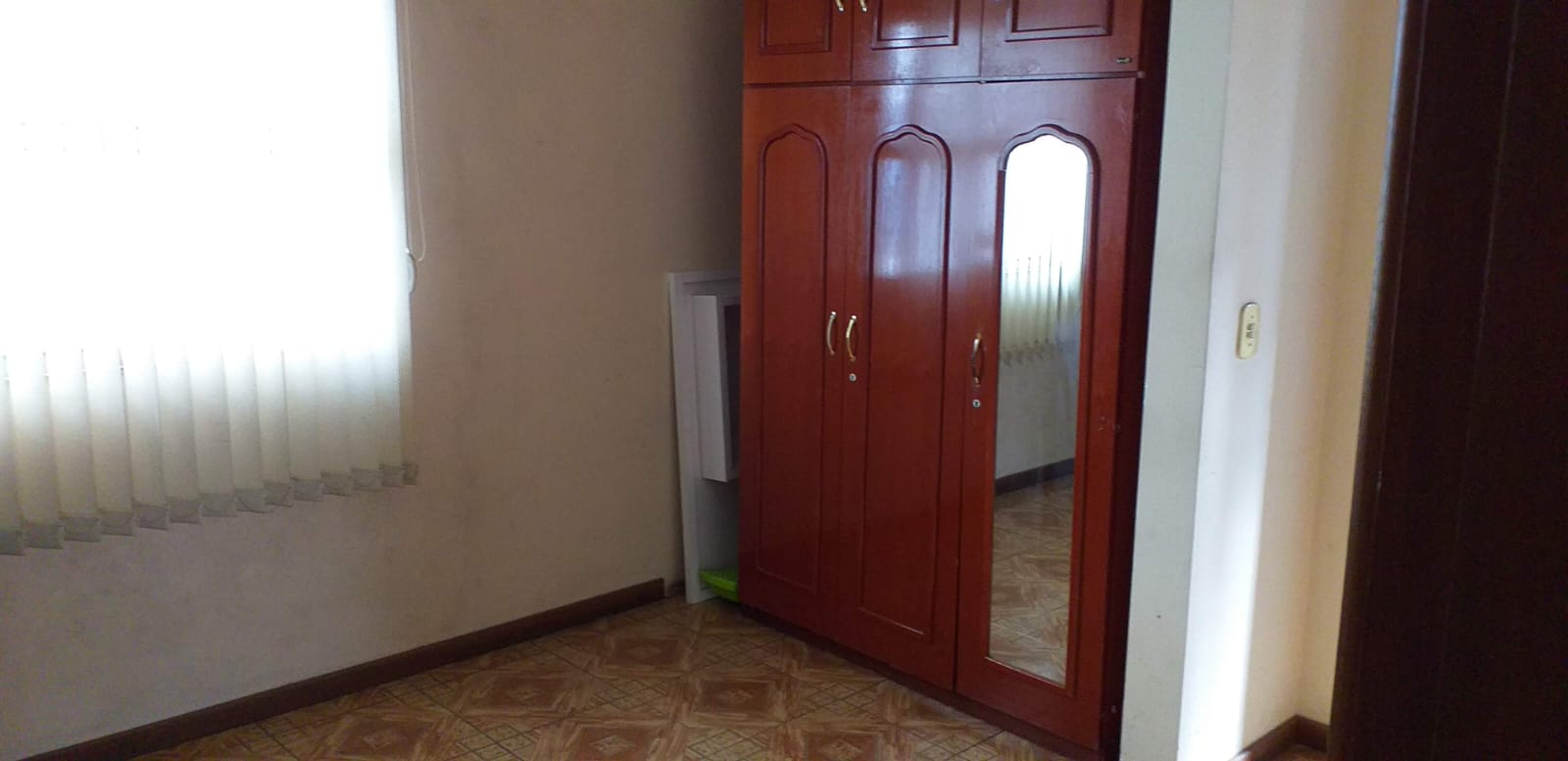 Casa para alugar com 4 quartos, 360m² - Foto 11