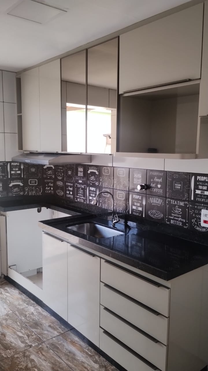 Casa à venda com 3 quartos, 60m² - Foto 8