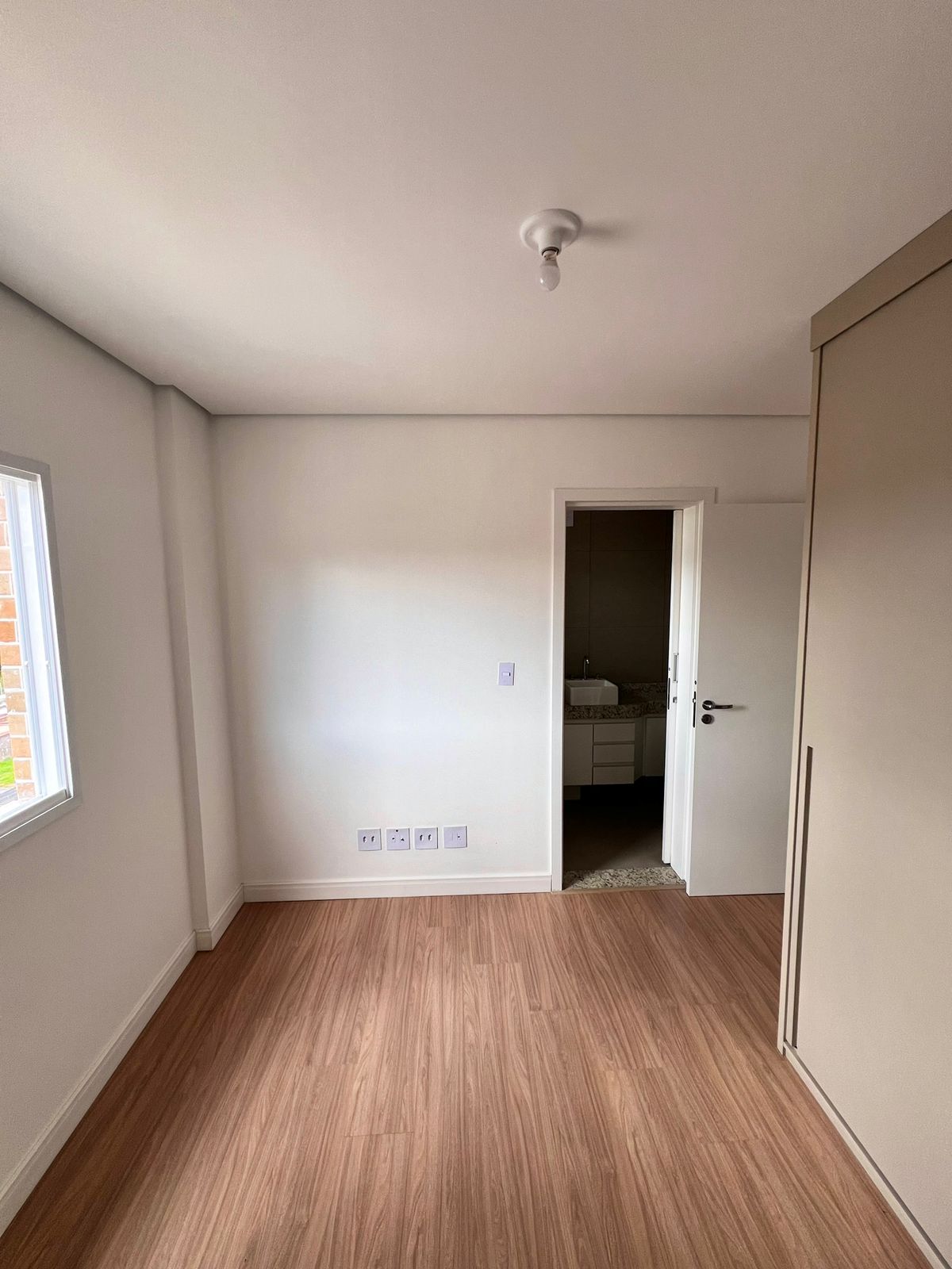 Apartamento para alugar com 2 quartos, 70m² - Foto 10