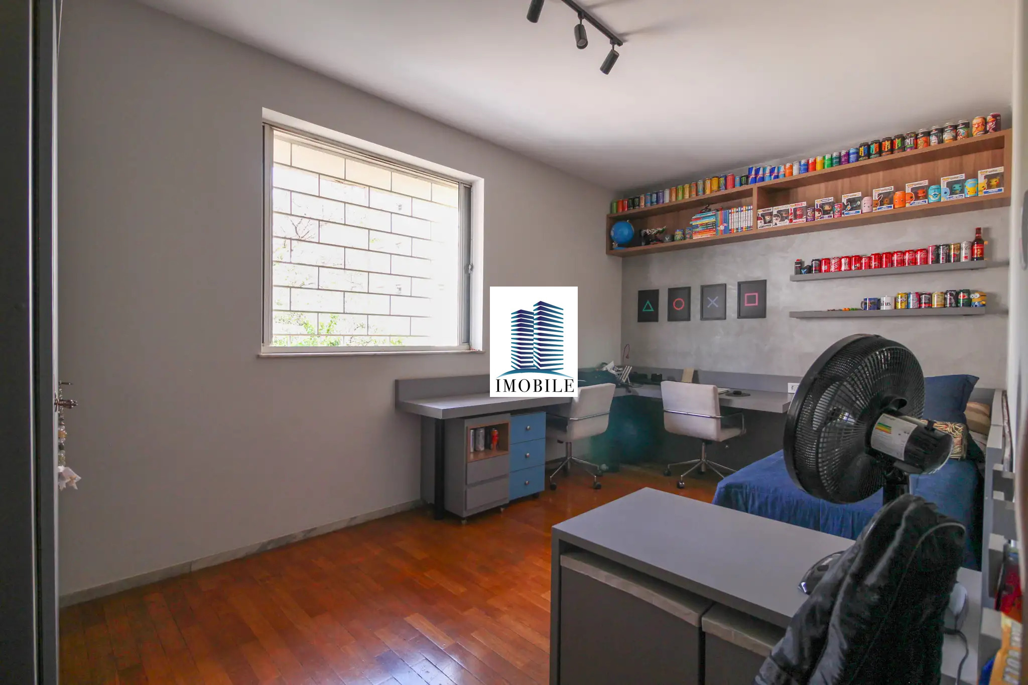 Apartamento à venda com 4 quartos, 187m² - Foto 8