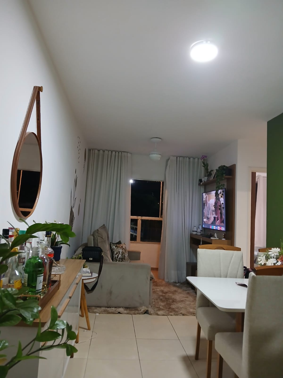 Apartamento à venda com 2 quartos, 65m² - Foto 2