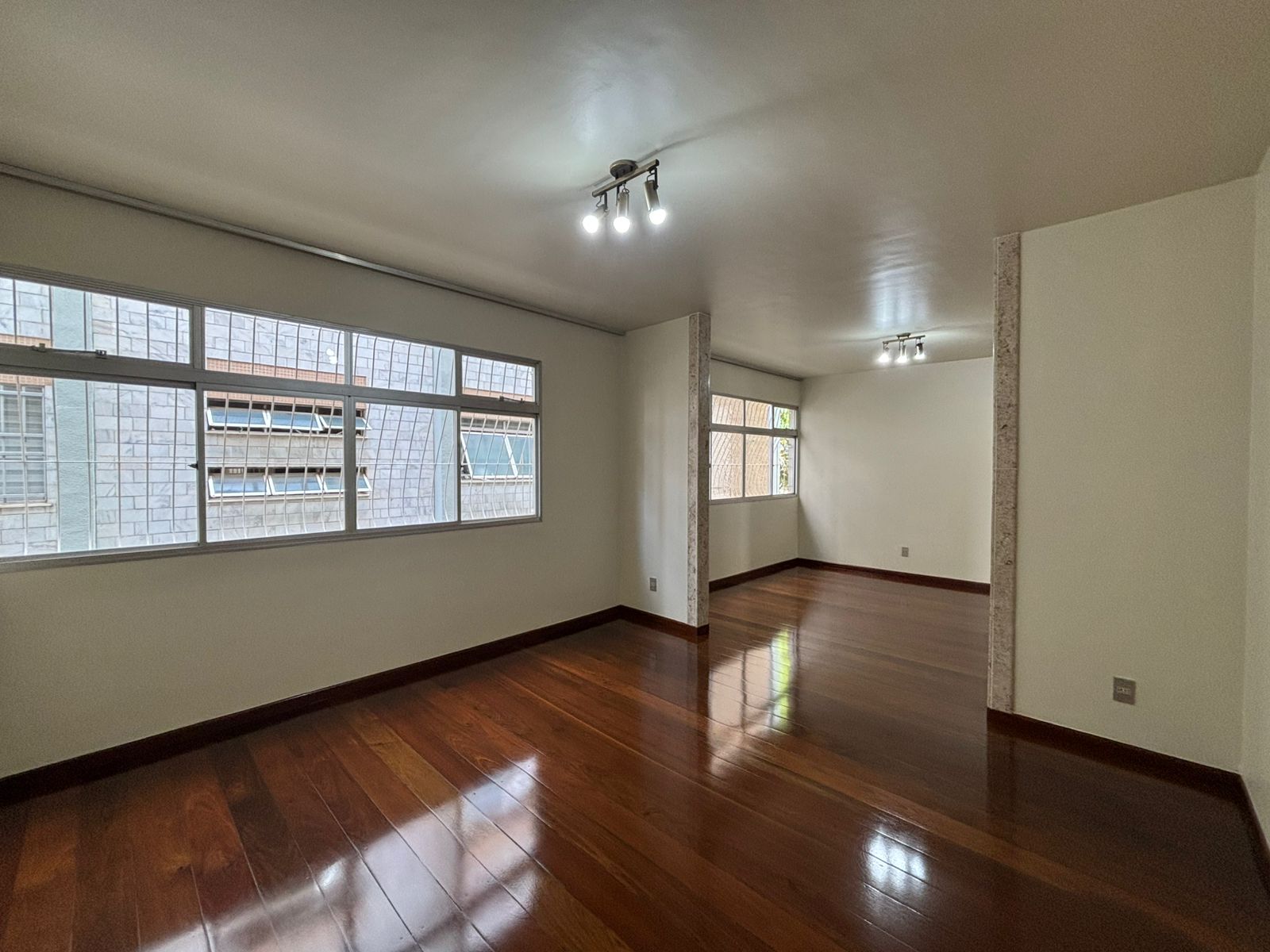 Apartamento para alugar com 4 quartos, 178m² - Foto 16