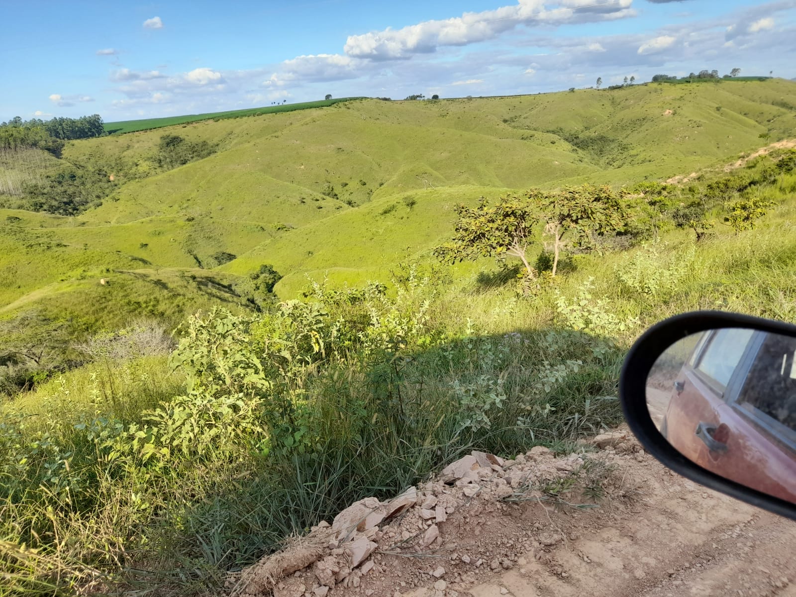 Chácara à venda com 1 quarto, 1000000m² - Foto 2