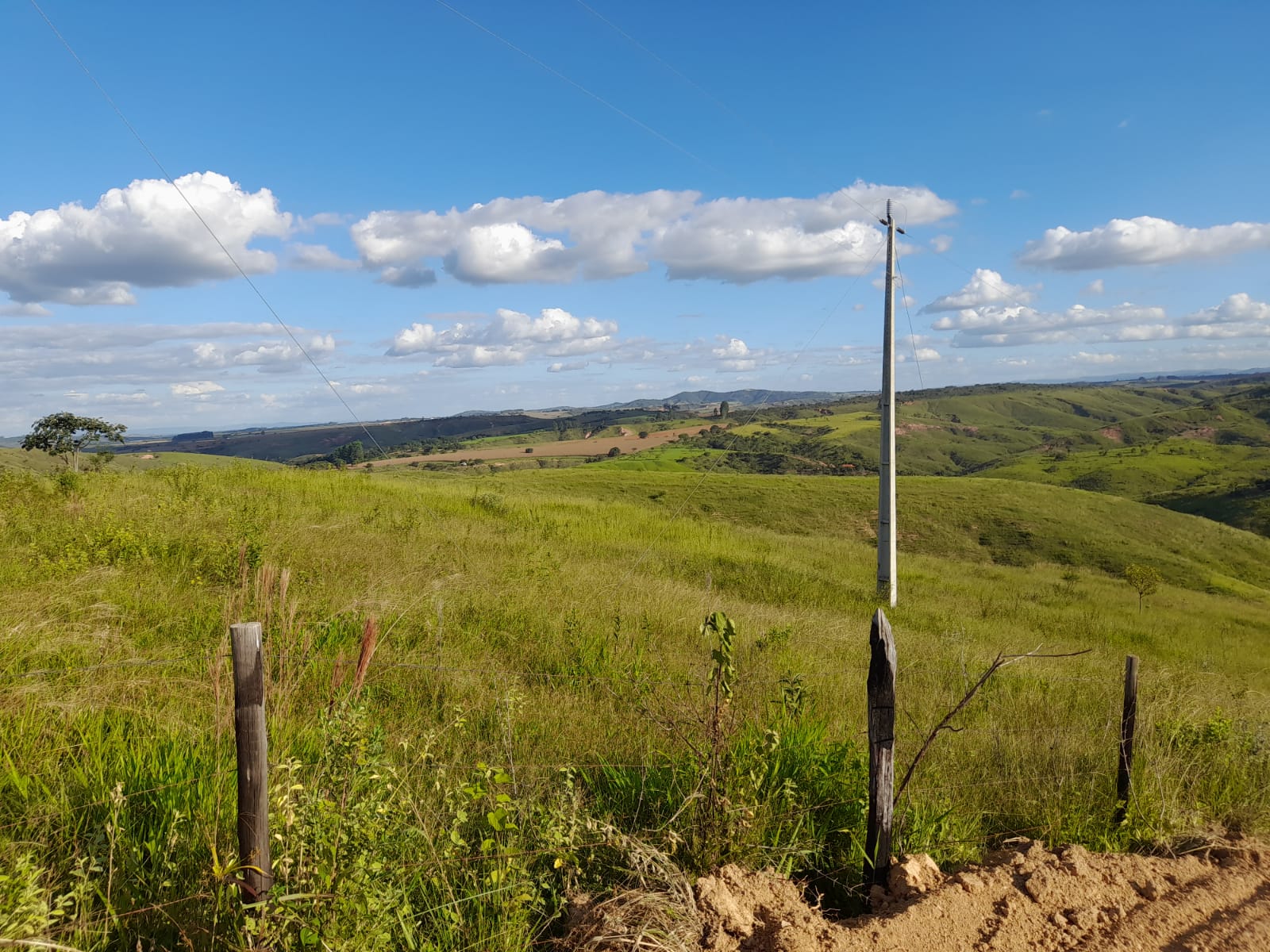 Chácara à venda com 1 quarto, 1000000m² - Foto 10