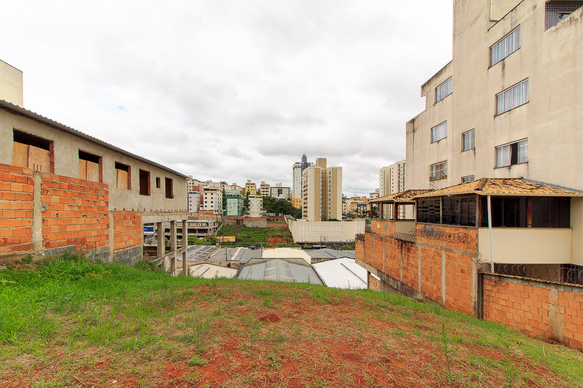 Terreno à venda, 420m² - Foto 11