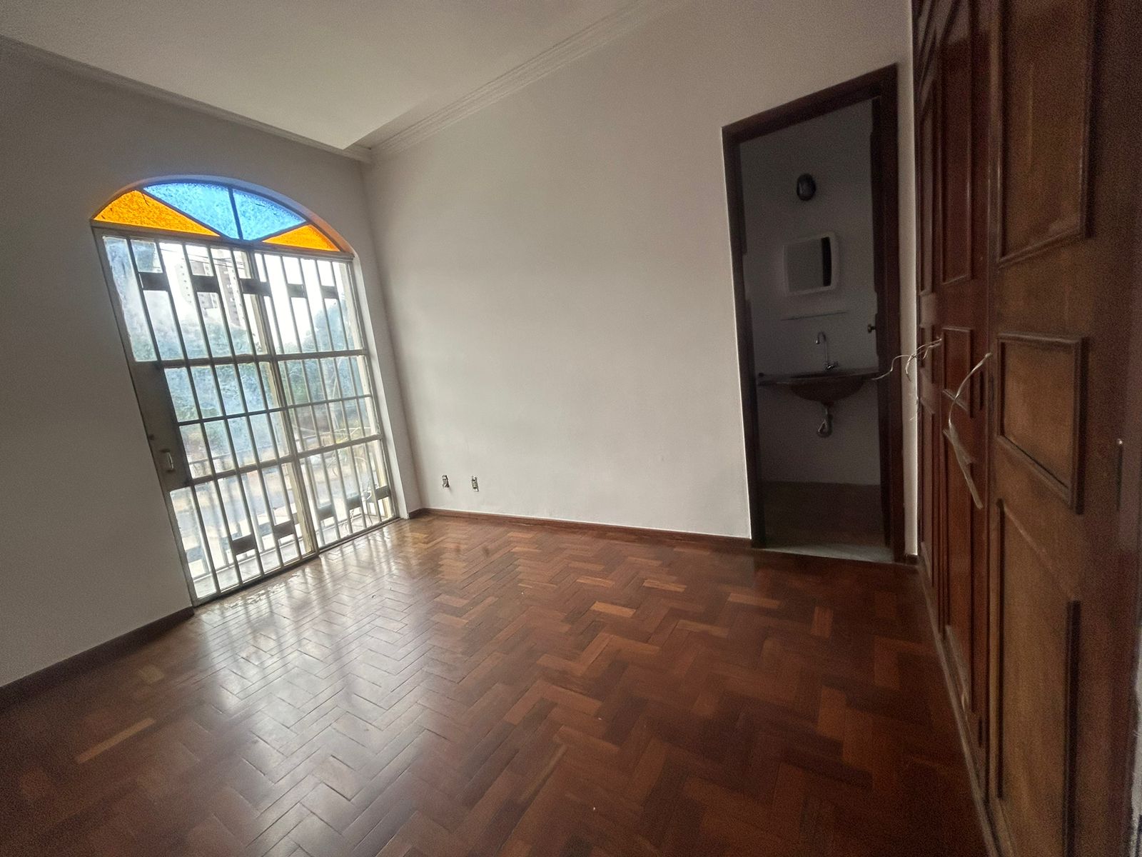 Casa à venda com 4 quartos, 215m² - Foto 16