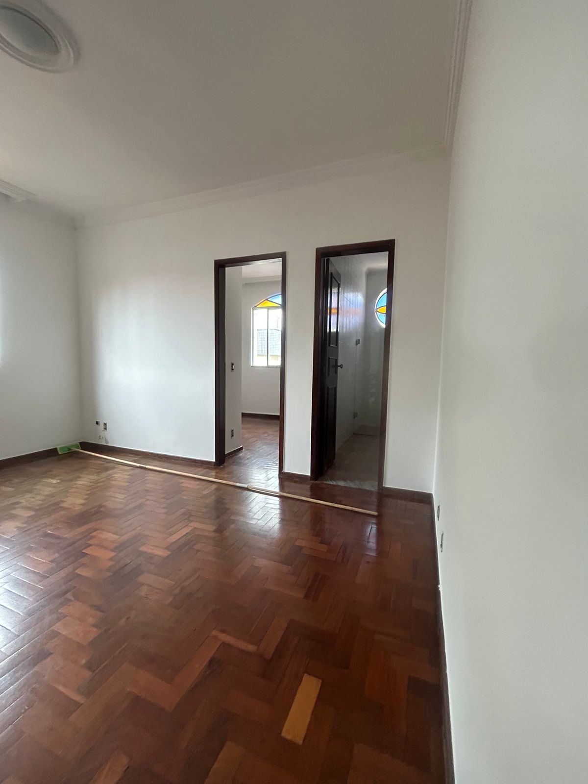 Casa à venda com 4 quartos, 215m² - Foto 8